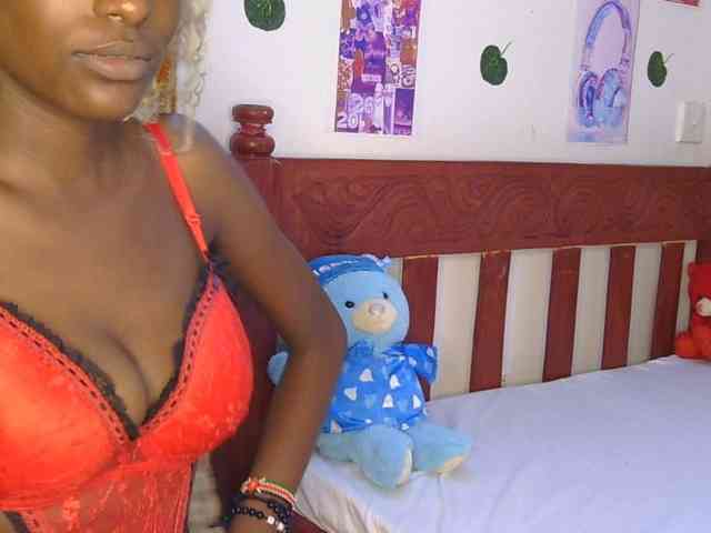 VelvetDesire webcam