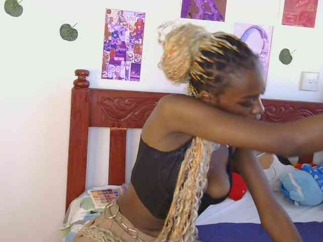 VelvetDesire webcam