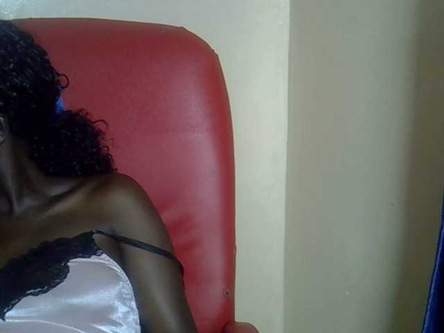 Blacklizy4's BongaCams show and profile