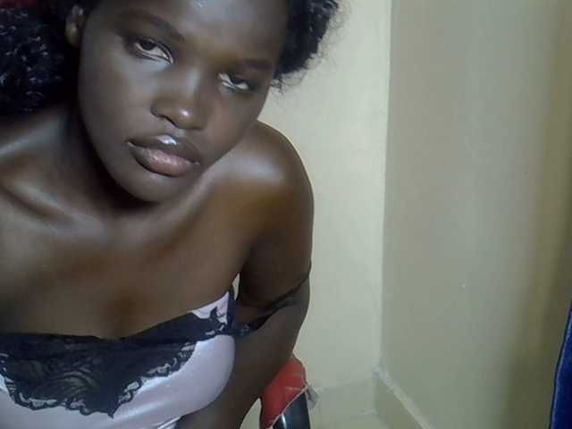 Blacklizy4's BongaCams show and profile