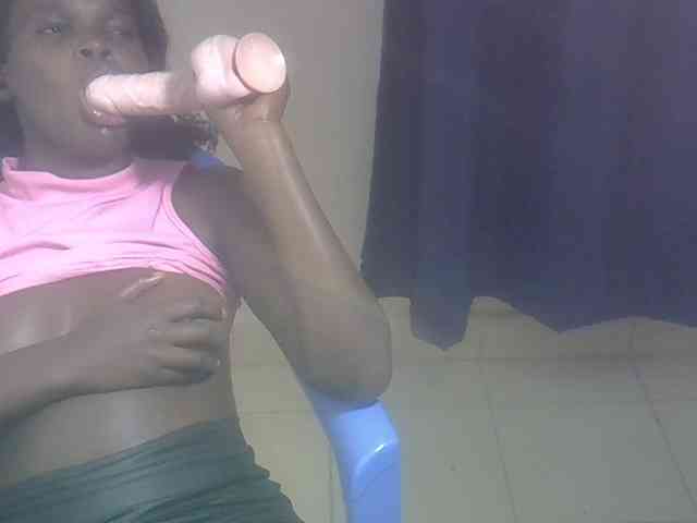 Blacklizy4 webcam