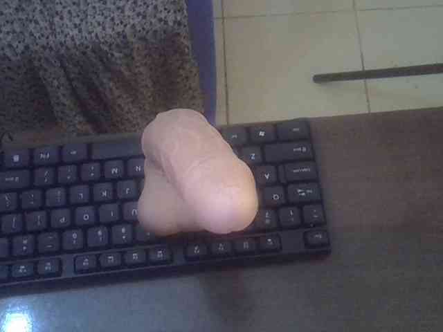 Blacklizy4 webcam