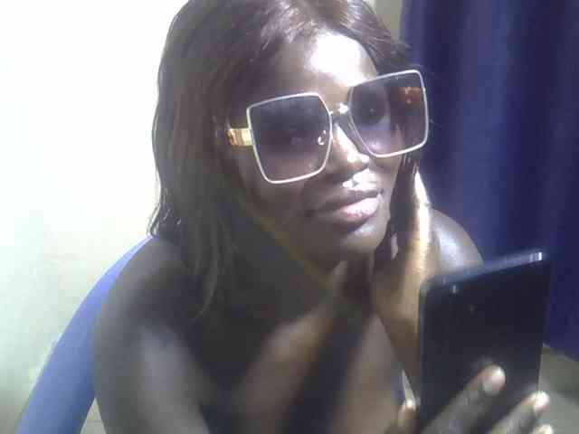 Blacklizy4 webcam