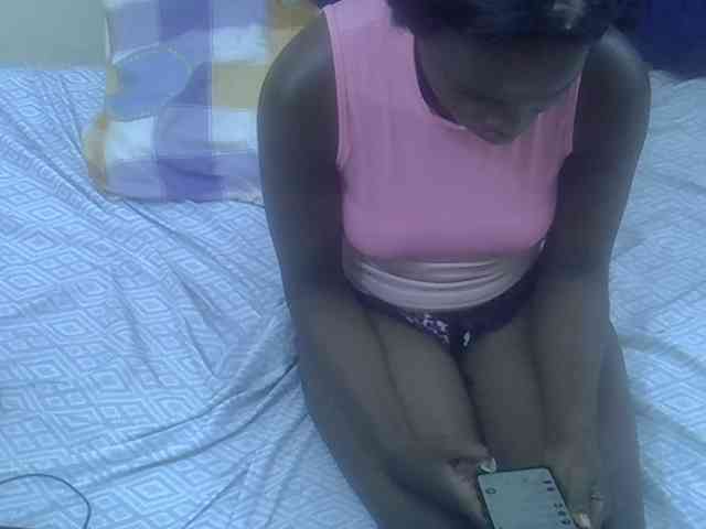 Blacklizy4 webcam