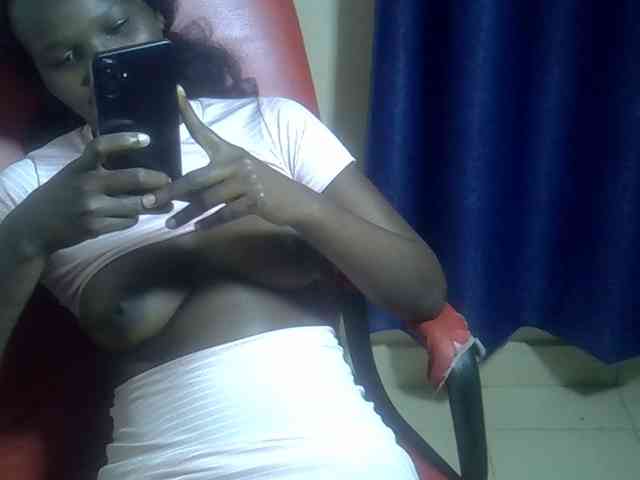 Blacklizy4 webcam