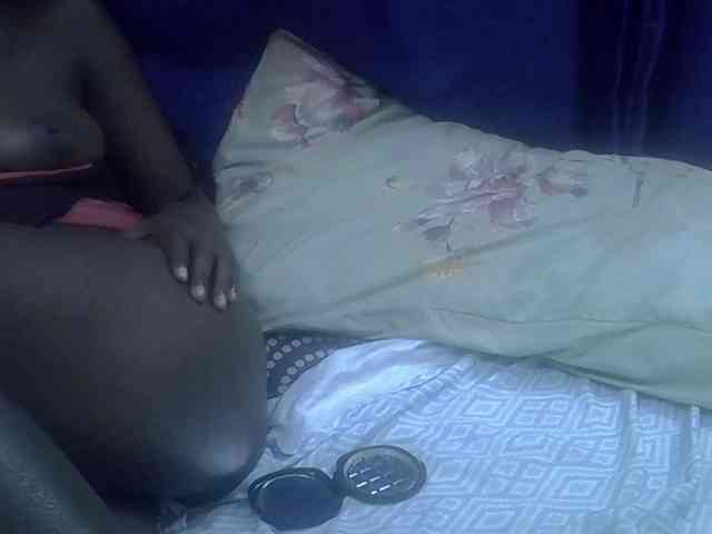 Blacklizy4 webcam