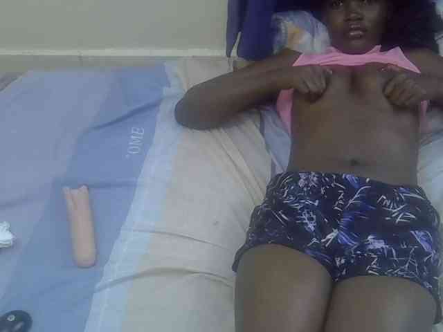 Blacklizy4 webcam