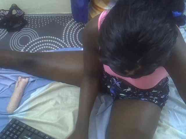 Blacklizy4 webcam