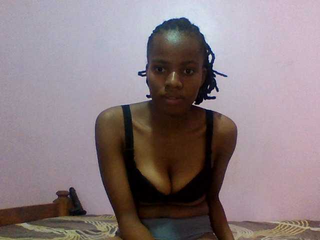 Sexypuri webcam