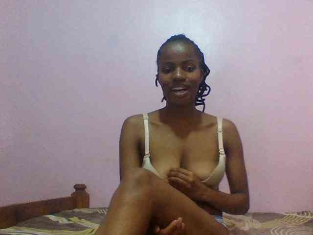 Sexypuri webcam