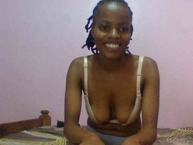 Sexypuri webcam