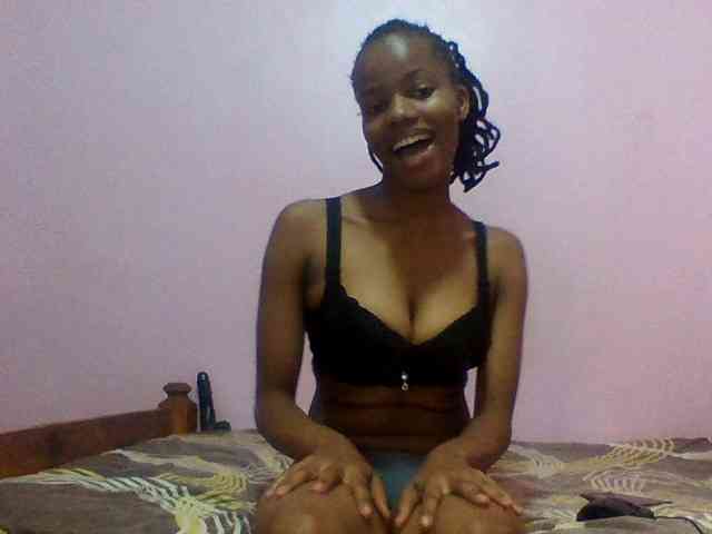 Sexypuri webcam