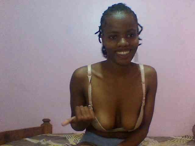 Sexypuri webcam