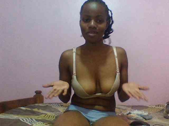 Sexypuri webcam