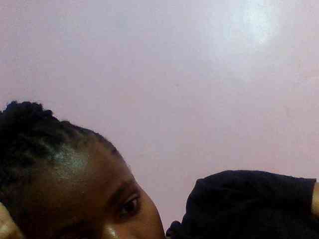Sexypuri webcam