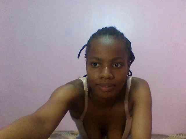 Sexypuri webcam
