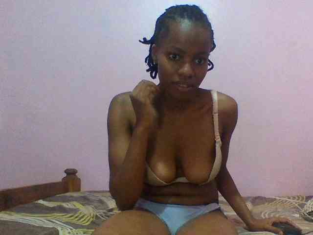 Sexypuri webcam
