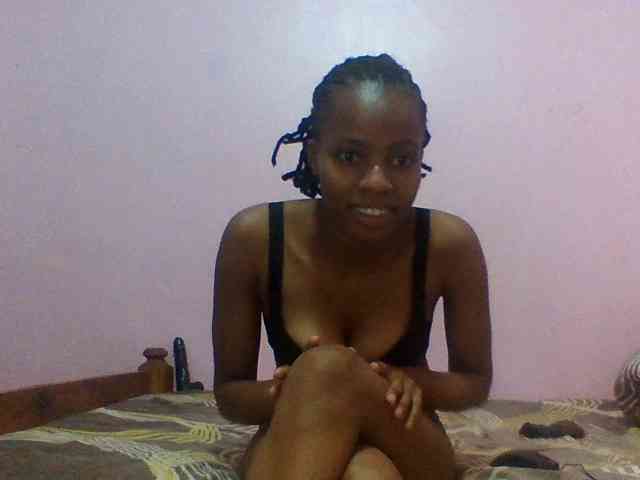 Sexypuri webcam