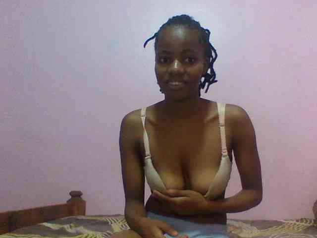 Sexypuri webcam