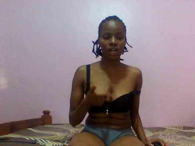 Sexypuri webcam