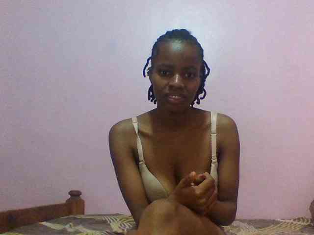 Sexypuri webcam