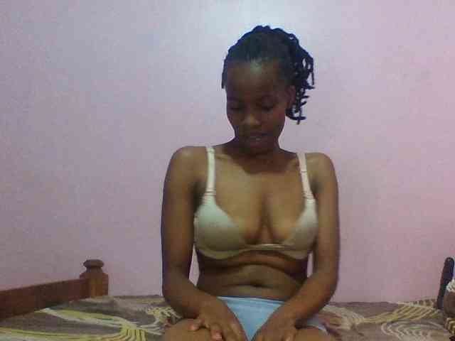 Sexypuri webcam