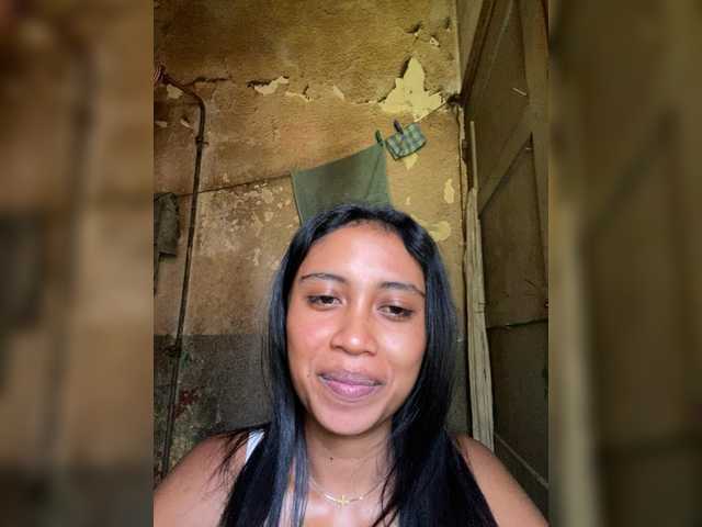 Chat with Dreamyflirt live cam