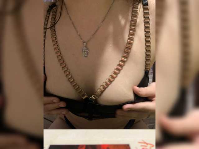 sexylisa181818's BongaCams show and profile