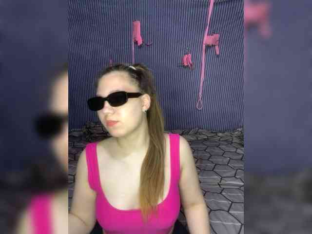 sexylisa181818 webcam