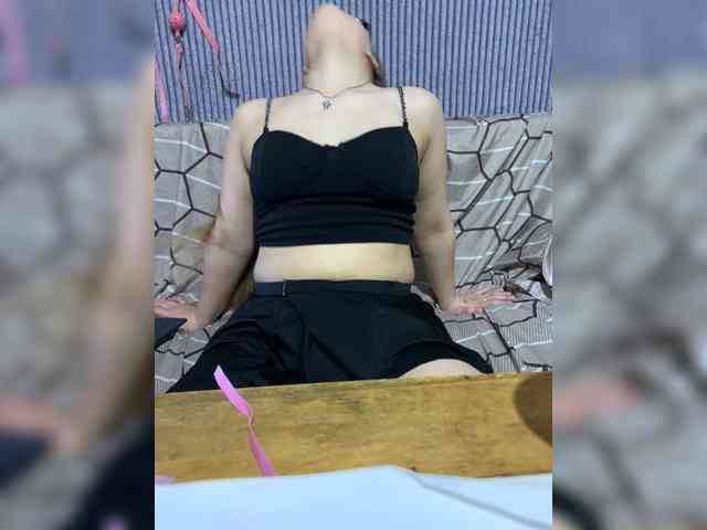 sexylisa181818 webcam