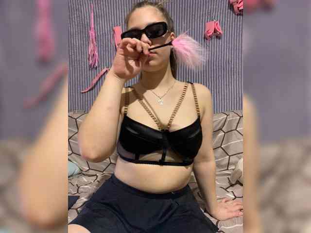 sexylisa181818 webcam