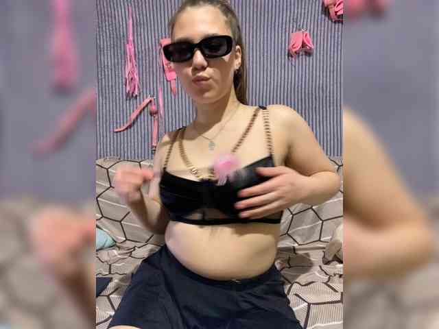 sexylisa181818 webcam