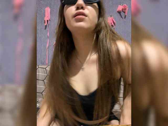 sexylisa181818 webcam