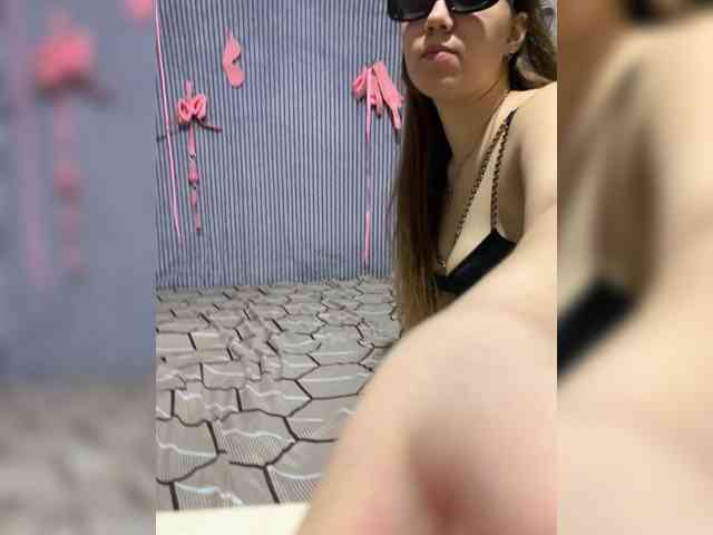 sexylisa181818 webcam