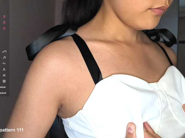 SeeShellman live cam on BongaCams