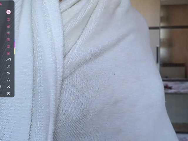 SeeShellman live cam on BongaCams