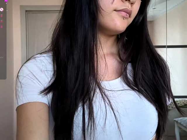 SeeShellman live cam on BongaCams