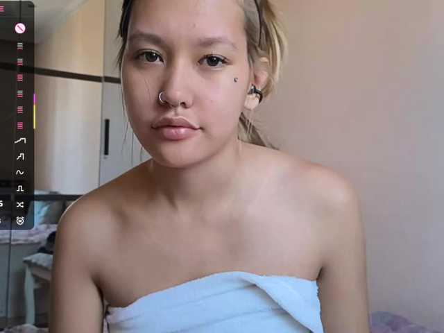 SeeShellman live cam on BongaCams