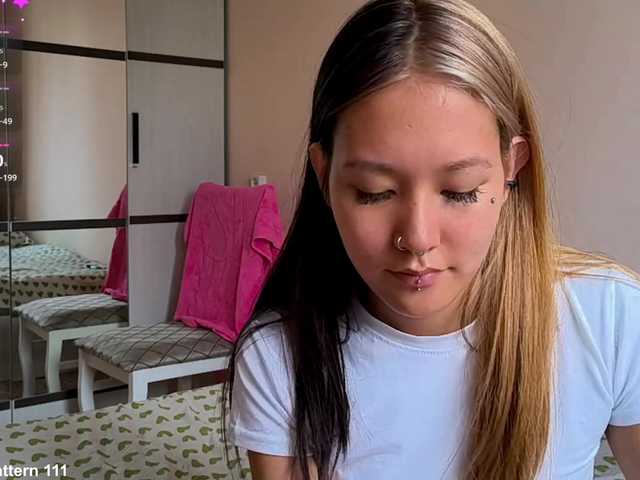SeeShellman live cam on BongaCams