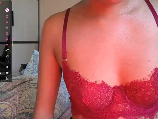 SeeShellman live cam on BongaCams