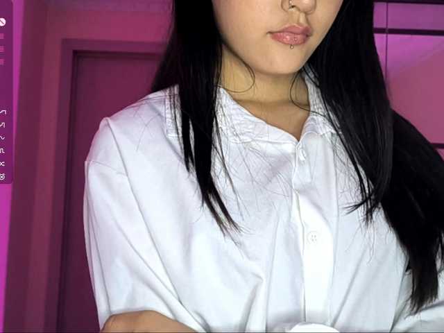 SeeShellman live cam on BongaCams