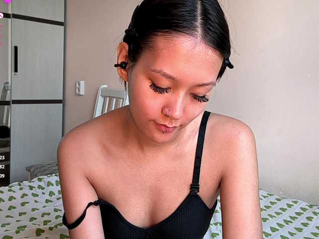 SeeShellman live cam on BongaCams