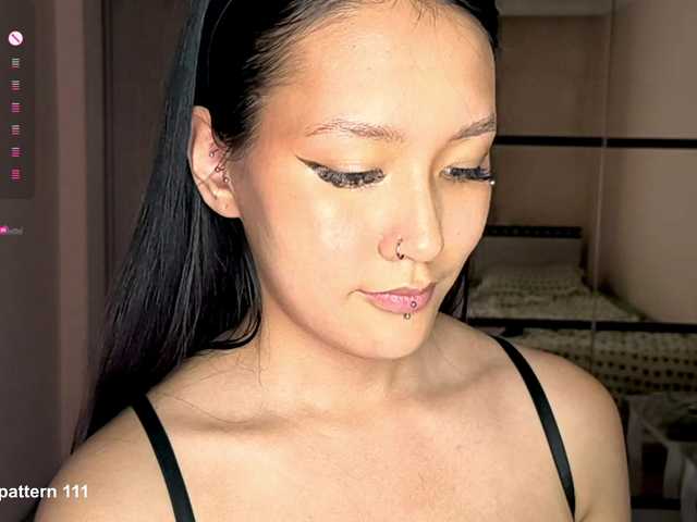 SeeShellman live cam on BongaCams