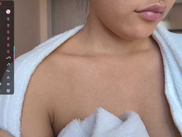 SeeShellman live cam on BongaCams