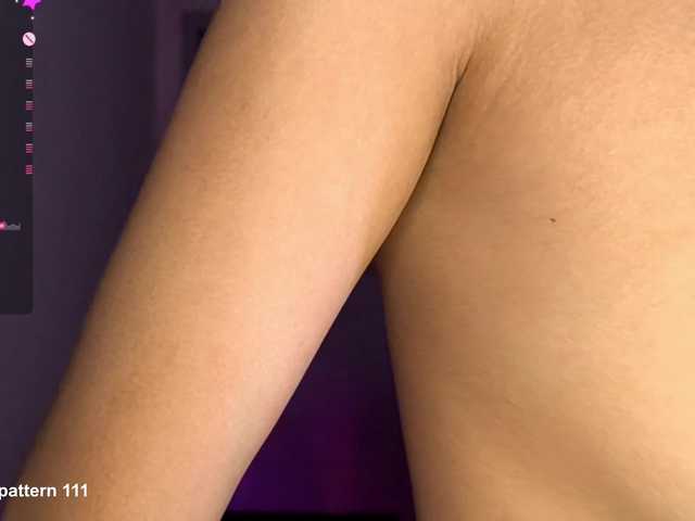 SeeShellman live cam on BongaCams