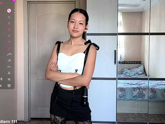 SeeShellman live cam on BongaCams