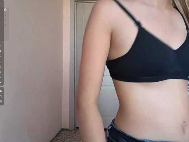 SeeShellman live cam on BongaCams