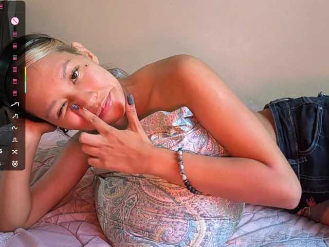 SeeShellman live cam on BongaCams