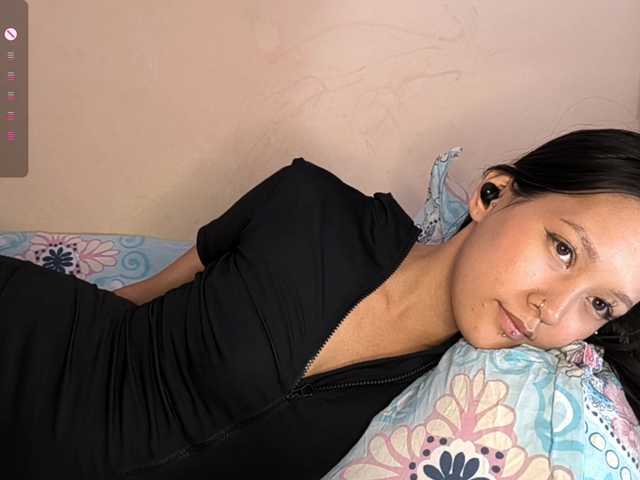 SeeShellman live cam on BongaCams