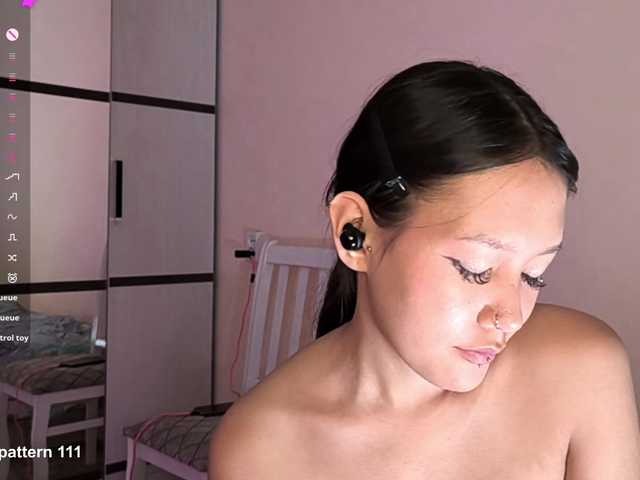 SeeShellman live cam on BongaCams
